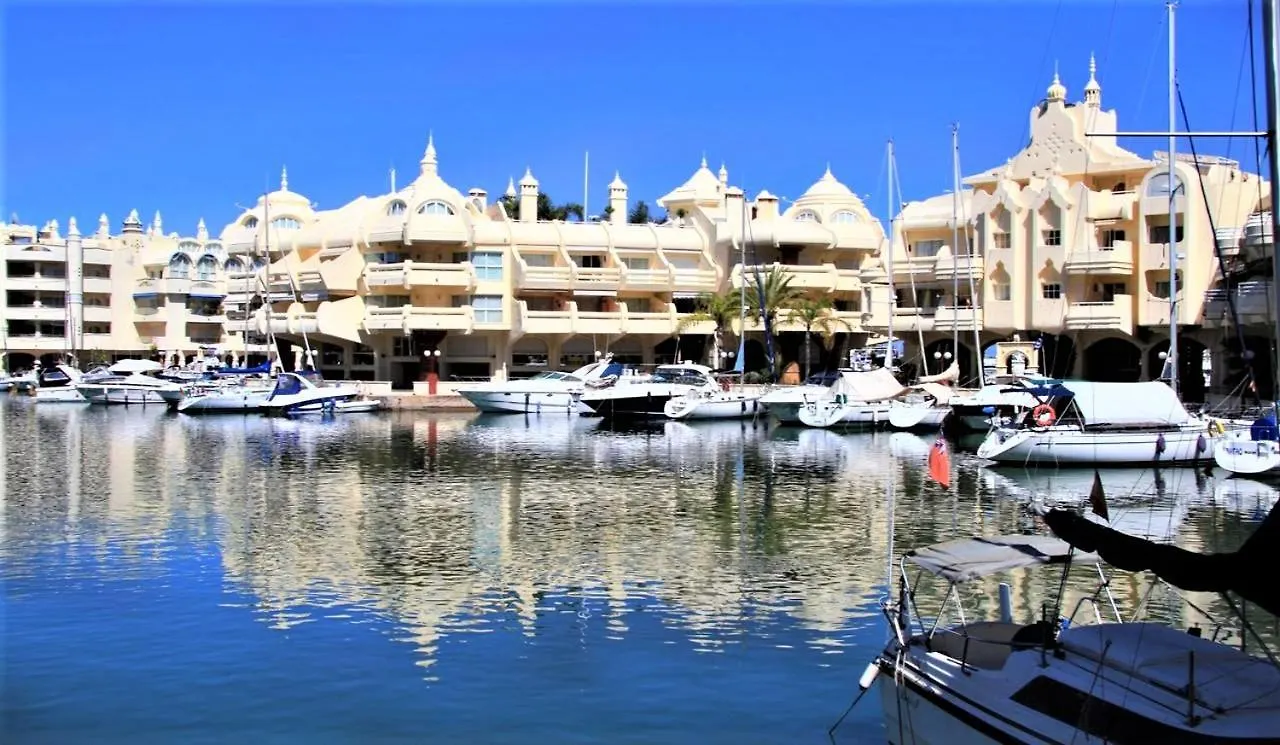 Luxury 7 Bedroom Villa Heated Pool Hot Tub 5 Mins From The Beach Sleeps 16 Benalmádena İspanya