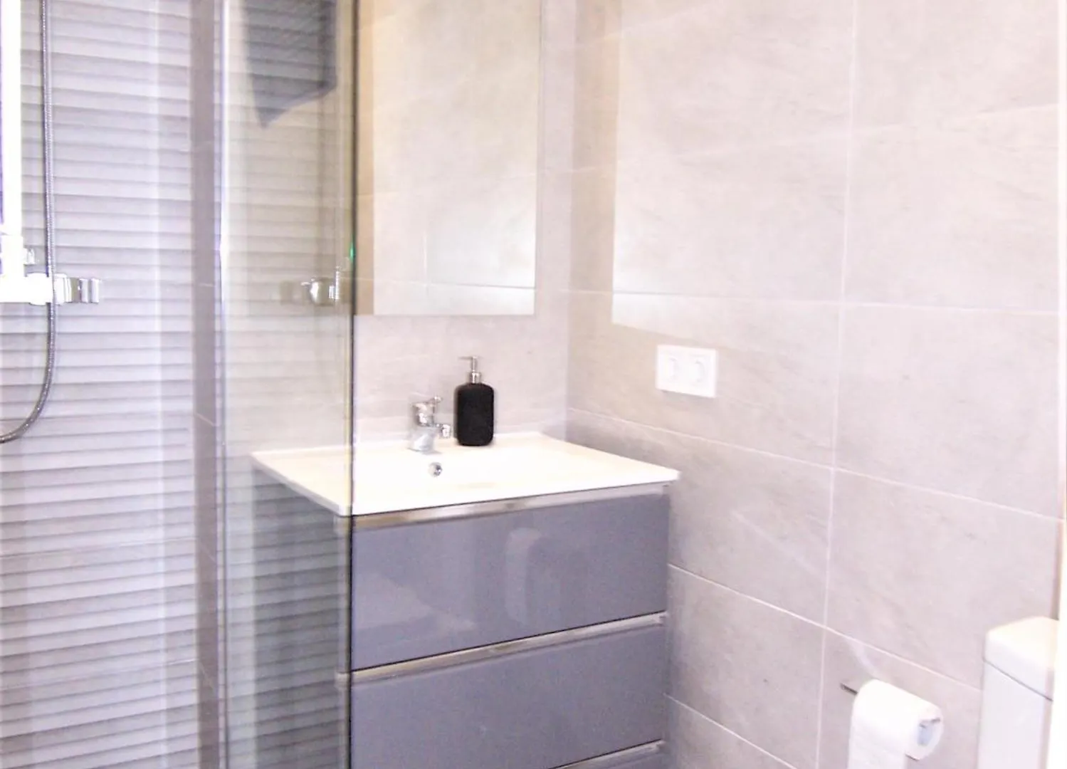 Luxury 7 Bedroom Villa Heated Pool Hot Tub 5 Mins From The Beach Sleeps 16 Benalmádena